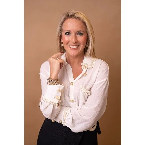 Melanie Goodman Logo