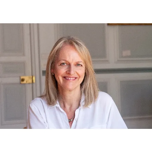 Justine Coombs Logo