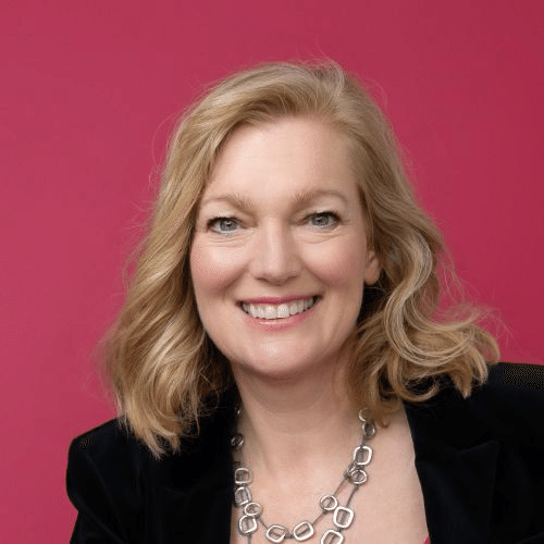 Holly Mackay Logo
