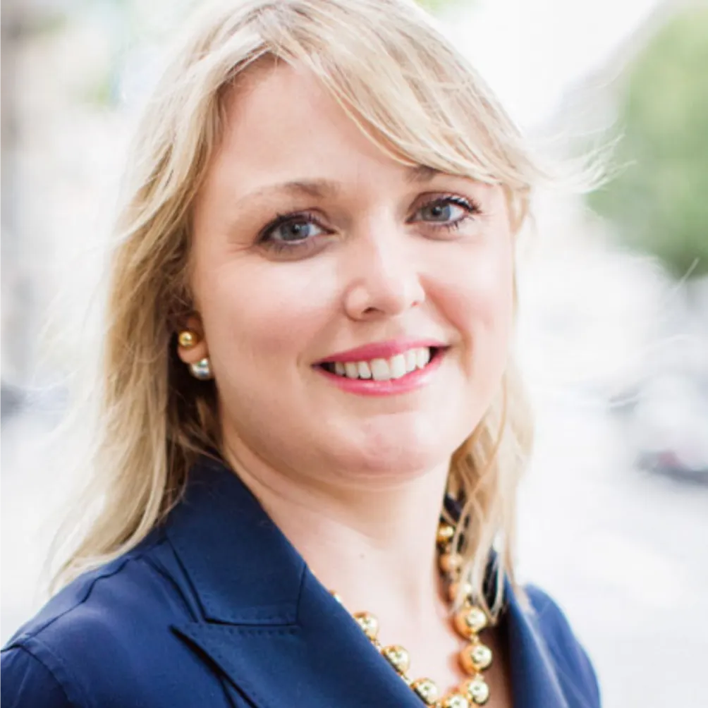 Lisa Conway-Hughes Logo