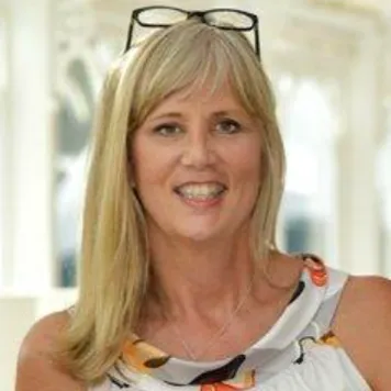 Karen Marshall Logo
