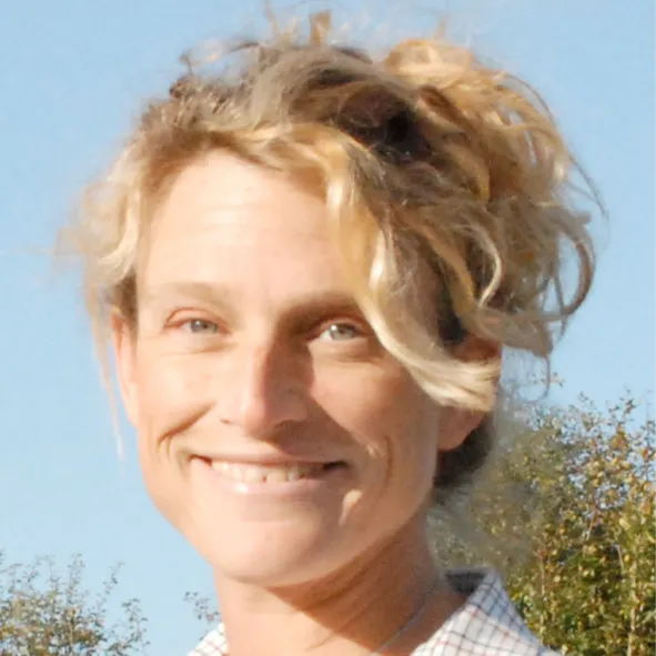Jo Spolton Logo